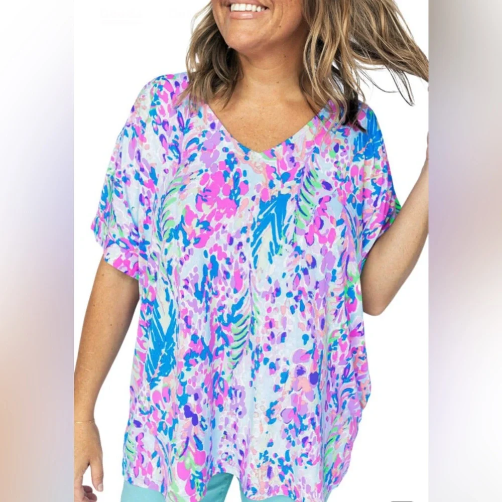 #2 Plus Size Plant Print V Neck Top - Picture 2 of 4